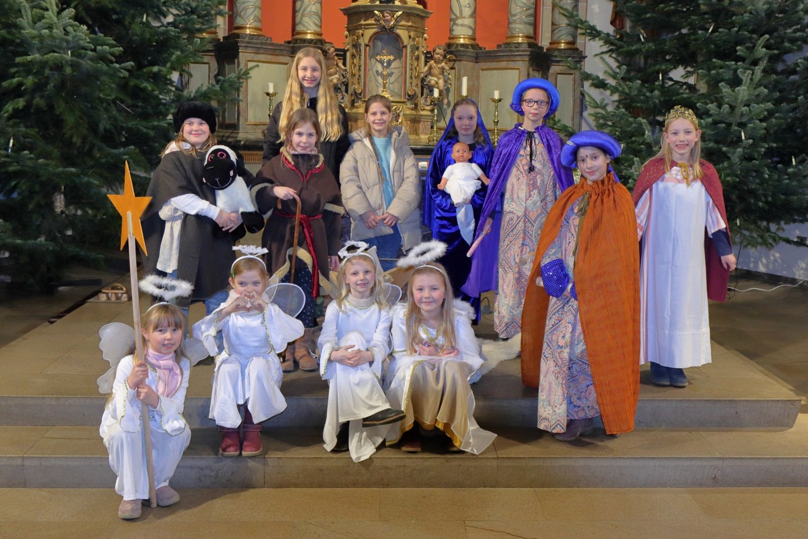 Teilnehmer Krippenspiel (c) Kirchengemeinde St. Nikolaus Rösrath